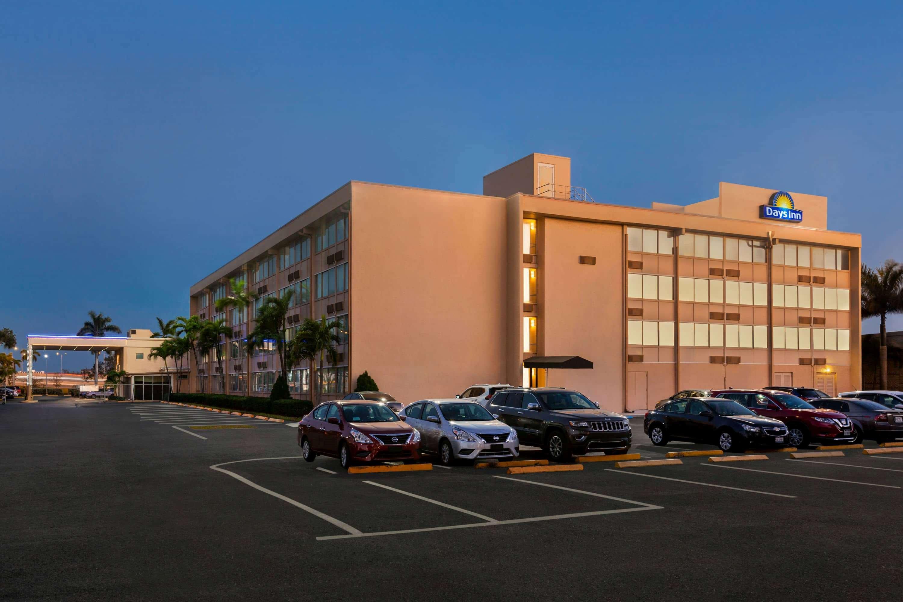 Envision Hotel Miami International Airport Экстерьер фото