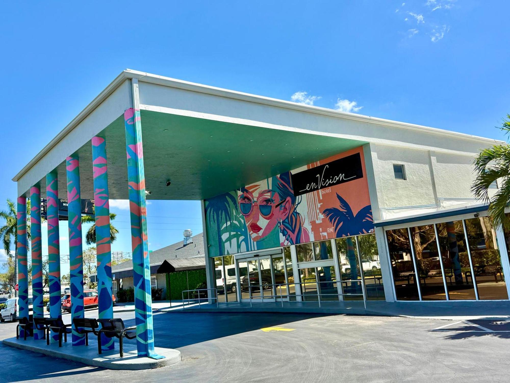 Envision Hotel Miami International Airport Экстерьер фото